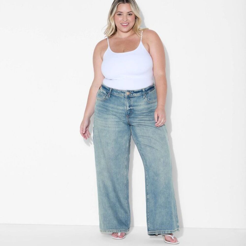 Women's Low-Rise Baggy Jeans - Wild Fable Medium Wash 12